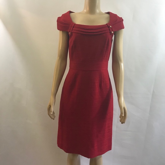 Tahari Dresses & Skirts - TAHARI 👠🍷beautiful body con sheath dress